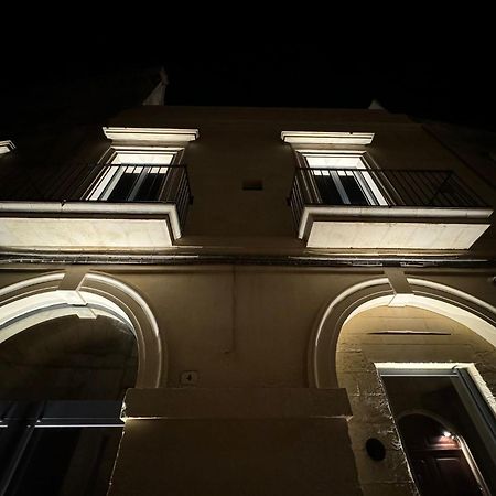 Alora Boutique Suites Лече Екстериор снимка