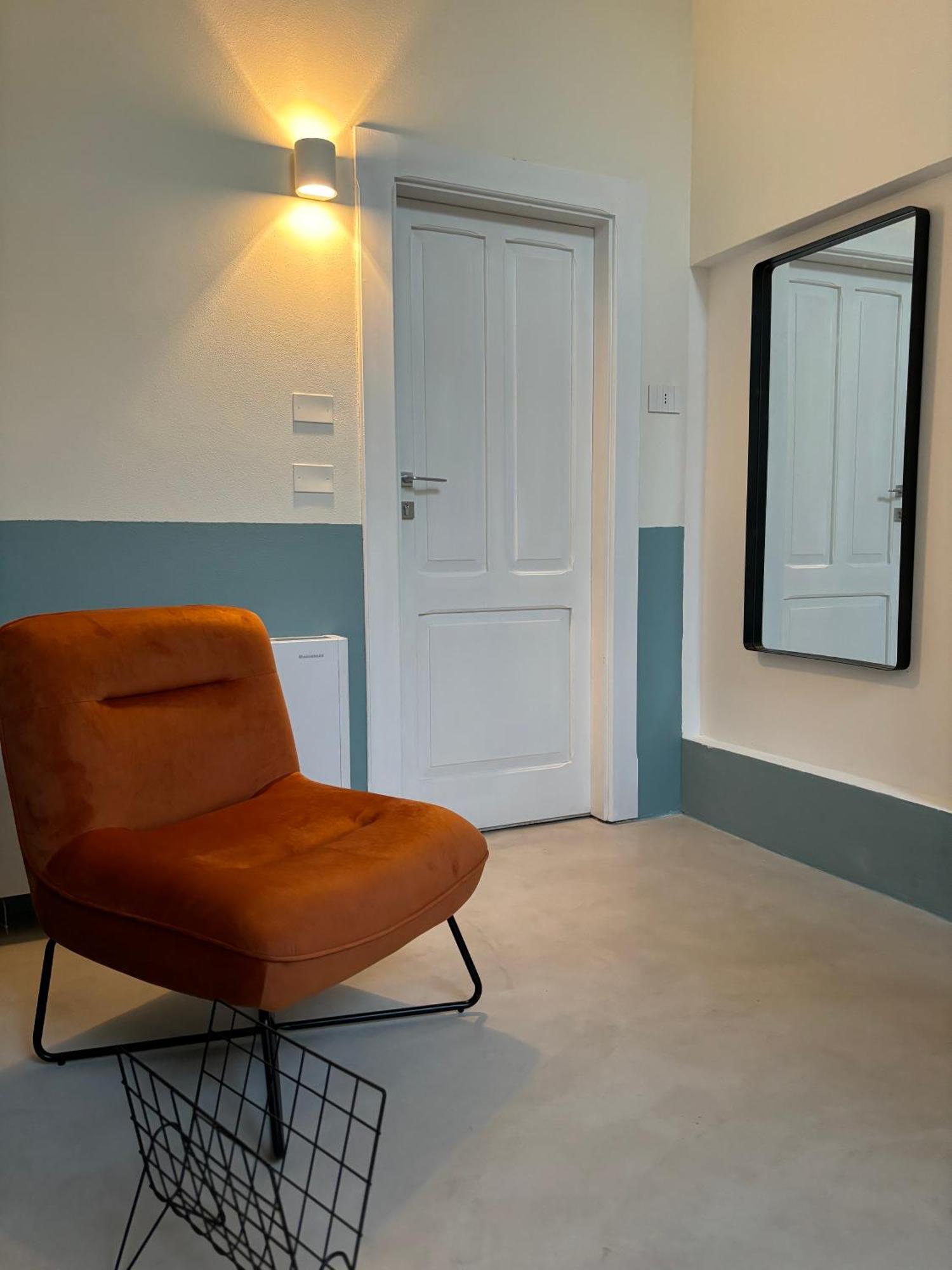 Alora Boutique Suites Лече Екстериор снимка